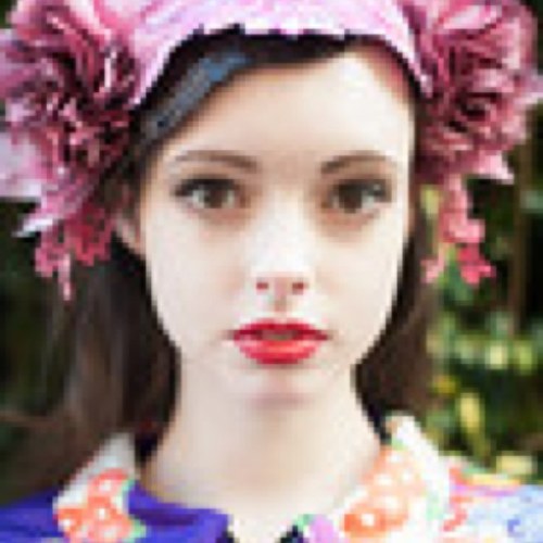I make clothing made from one-off pieces of vintage kimono fabric made between 1930 and 1970. Please visit my online boutique to see my collections.