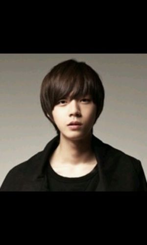 KPopFansMY's profile picture. 