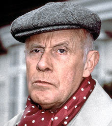 Antisocialiser's profile picture. I have nothing to say... This is bloody pointless and quite frankly, I'd rather not bother!