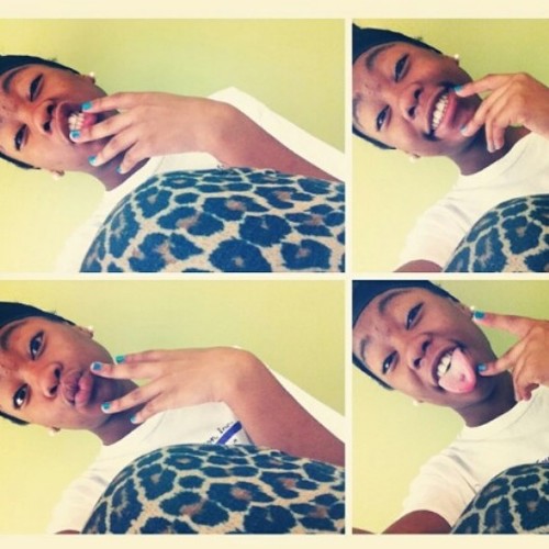 Merp! Ehh, waddup shawtyyy ? Im Niah ;* Follow me? #Single.
