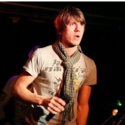 APMonstersquad's profile picture. Love Acoustic @anguspowell @benhowardmusic @boniver @benjaminfrancisleftwich - Lets Talk !