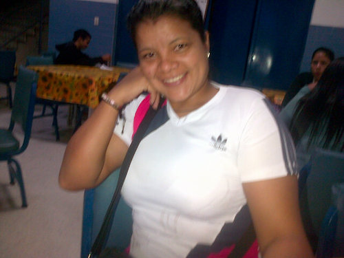 Amigable,sencilla, buena conversadora al lado de taza de cafè.....jejejejeje