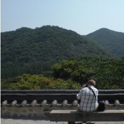 Andyc24_uk's profile picture. 