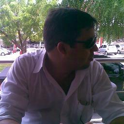Uma pessoa que sempre busca estar de bem com a vida. Deixando a vida me levar... Jornalista Executivo da Rede Record na regional Nordeste.