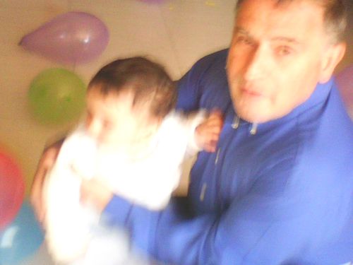 kiero buscar amigos para charlar me llamo tony en el paro i mucho  tiempo libre