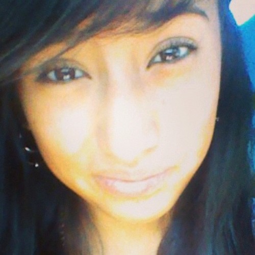 MendivilLeslie's profile picture. fuch it! I'm doing it! whoooo!