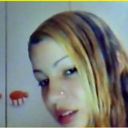 Tenho 15 Aninhos; Sou Amiga, Odeio Gente Falça, Sou Solteiira afim de saber mais então pergunta ai!( )ON (x)OFF pow!