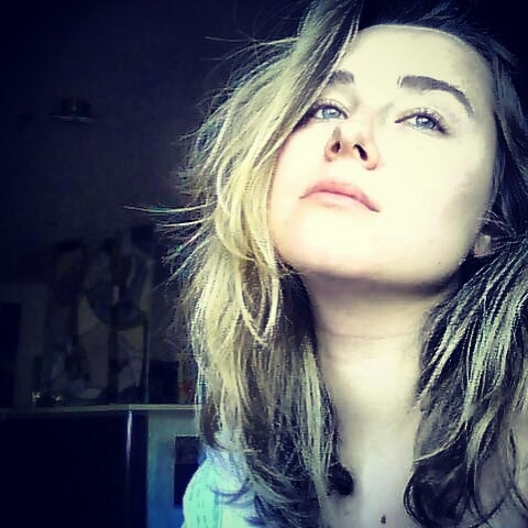 DashaPolutina's profile picture. 