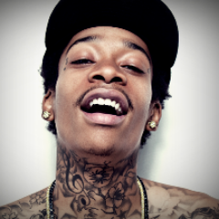 Twitter feito para postar trechos de músicas do Wizkhalifa.  (criado por @Marcelo3fs)