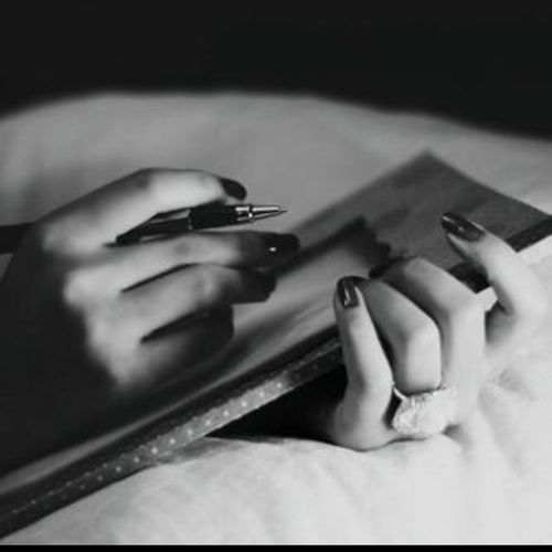 ‏‏يارَب ارحَمهآ واغفرَلهآ واسكنهآ جناتگ وجعلهآ منَ عتقآء النارَ ...أميَ