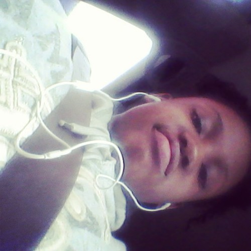fmoi @ayoo_shecold_ frfr
follow me..im pretti,crispi,and fuuuni
so follow me
got dat dar
3
