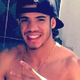 Vou correr lutar pra vencer pelo menos pro meu filho um herói eu quero ser ;)