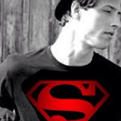 Connor Kent or Kon El | I'm SuperBoy | My powers are almost like Supermans just no flying | I'm 16 | Single |
