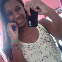Seer feeliz é ooq eu qroo .. =)