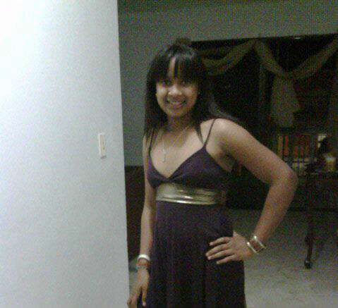 Hola me gusta tratar bien a las personas para k como yo las trato asi mismo me traten poreso el k es mi amigo es afortunado por k sabe k tiene una amiga .Love