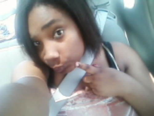 Im at bad bitch 247 i only hang with my homegirl jalea
