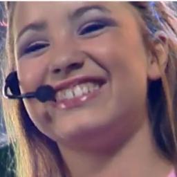 demilovatoglows's profile picture. I think i'd have a heart attackk ...
160 characters cant describe how much i love @ddlovato. 
May 14 #DEMI :)