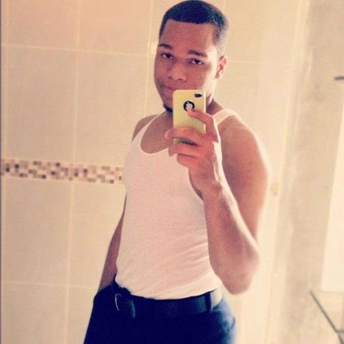 Ale_Rockdreamer's profile picture. Futuro Arquitecto ✏️|| ElectroHouseLover ❤️||