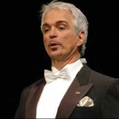 Director de Orquesta/ Conductor.