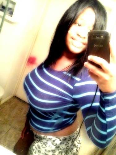 Ayee. . . new twitter.anyways I'm pretty, and smart #team Carmel #teamfollowback #team Binky~