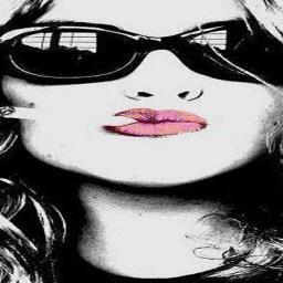 sonylouboutin's profile picture. 