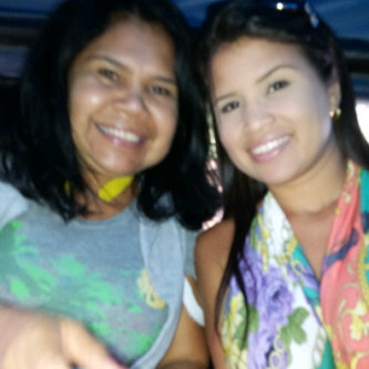 Artista, poetiza, defensora DDHH,Educadora y amante de la vida!!