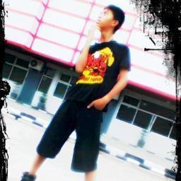 Jalani hidup dengan tenang walaupun banyak rintangan dan tetap semangat untuk menggapai kesuksesan masa depan... SPIRIT