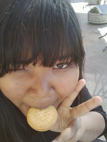 안녕하세요.. 벗레 입니다..CUBE United forever! Music is my passion. Aspiring idol.