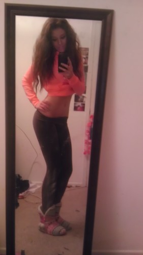 Trying. CW: 132 GW: 120 #summerbody 18. (Avi is me from a few months ago. I was 125) :(