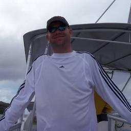 Navy vet (VFA-15 Valions), Cheesehead, Conservative, Swearing enthusiast, #Swingpilot
#NASCAR  #TGDN #RWNJ