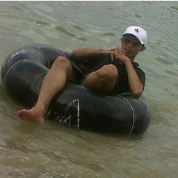 RudeeAvel's profile picture. 