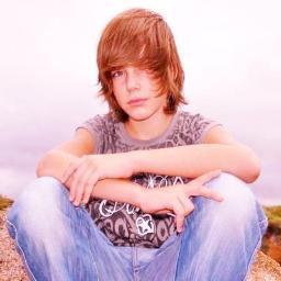 MxamMaxime's profile picture. http://t.co/bMkkxxQWbK