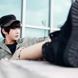 ฉันไพเรท ลูซิเอโน เดอลอชเช่ หล่อและรวยทะลุจักรวาล เข้าใจ้?- - #DarkSecret