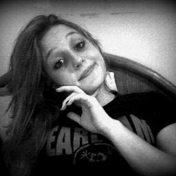 uaiserena's profile picture. Batedeira de movimento muito lento utilizada para fazer manteiga.
Espécie de canção trovadoresca.