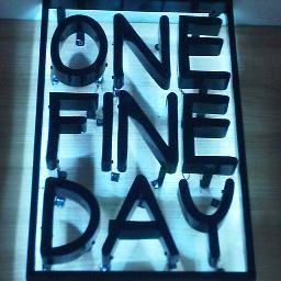 SILAKAN SEPATUNYA !!
ONE FINE DAY BALI
Jl.Beachwalk Mall 3rd Floor B.12 KUTA - BALI
0361-8464903 
Yahoo Messenger : bali.onefineday@yahoo.com