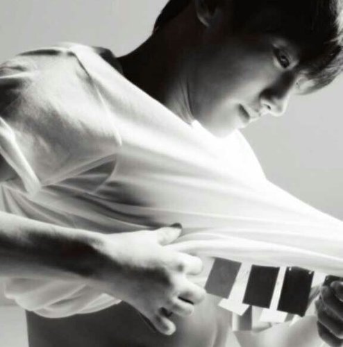 TVXQ最強ちゃみbot。基本S、そっけない、気まぐれ。 俺のこと理解してくれる人はフォロしてください。フォロしたら@、 嫌になったらblockですよ？ 06/22 ~ 04/22