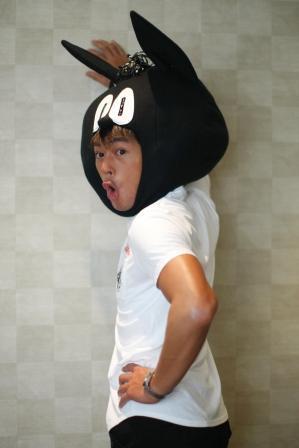 threebig's profile picture. 偽話癆一枚。移居推特。間歇性分裂患者
等待飯否。