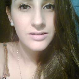 Fã do Príncipe @Njr s2 
Pra me conhecer precisa mais do que me seguir no twitter (: