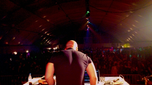 DJ, PRODUCTOR & REMIXER