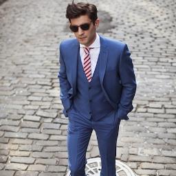CLOTHES MAKETH THE MAN