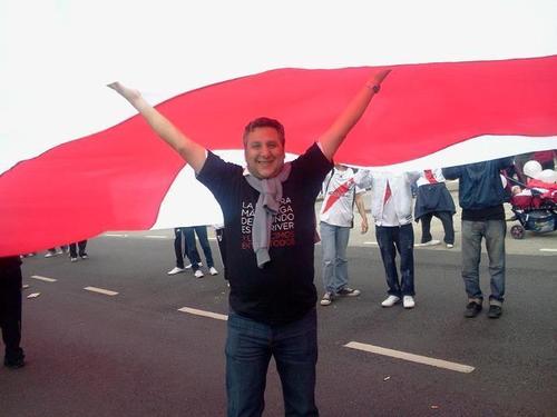 Esposo. Padre. Abogado (UBA). Docente. Socio, Rep. de Socios e hincha fanático de @RiverPlate. Miembro de un equipazo llamado @agrupcarp. La pasión ante todo.