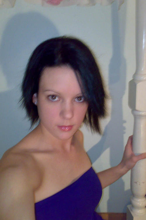 ref_kt's profile picture. Life is short, so am I