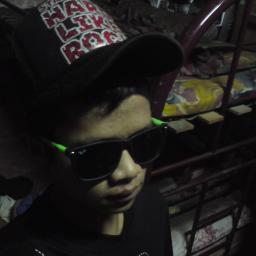Follow me...Follow you back..