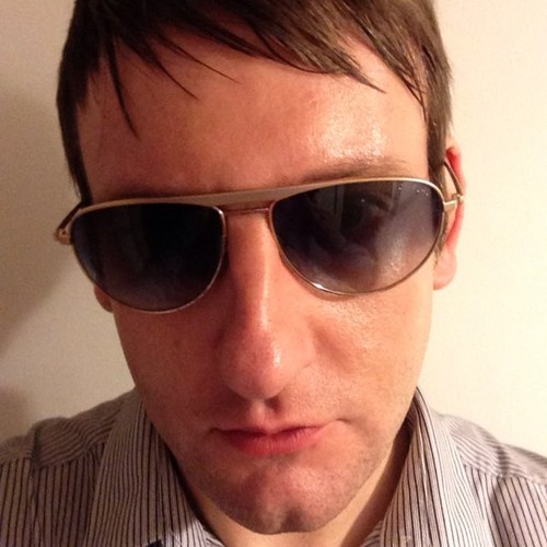 Senior Consultant specialising in Accessibility and User Research with a PhD in procrastination. James Bond freak; MUFC fan. All views my own or silly retweets!