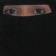 والداي  وطني  ..  وطني  يمني  .. اصلي  صنعاني  .. الالكترونيات عشقي .. الكعبه قبلتي .. الحب  روحي