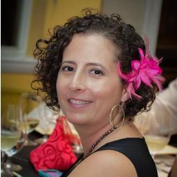 Hotel, event & destination marketing specialist, island mom, RPCV and foodie, and morning person.