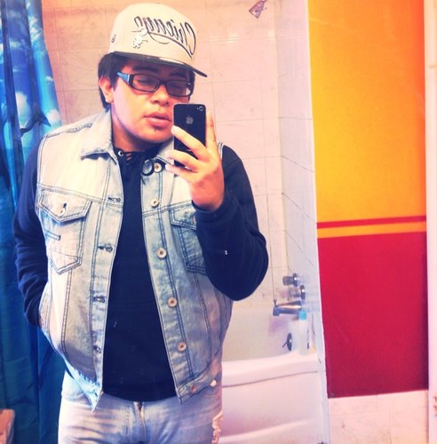 Need my followers back my other account was hacked so bring my followers up ill back with a mention