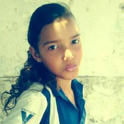Sofra sempre sorrindo pra nao fazer sorrir quem te faz sofrer!