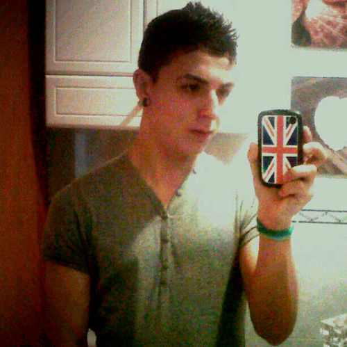 serginho_vidal's profile picture. Andar con los mongolos de siempre eso cundeee :3