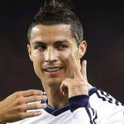 @cristiano ronaldo is the best player ever and the hottest guy ever @justinbieber you my life i love you more than anyone